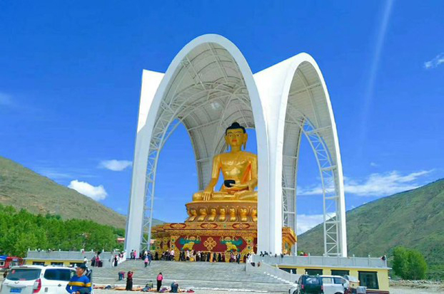 Kepala distrik mengawasi penghancuran situs Buddha Tibet – warungku

 – Warungku Terkini