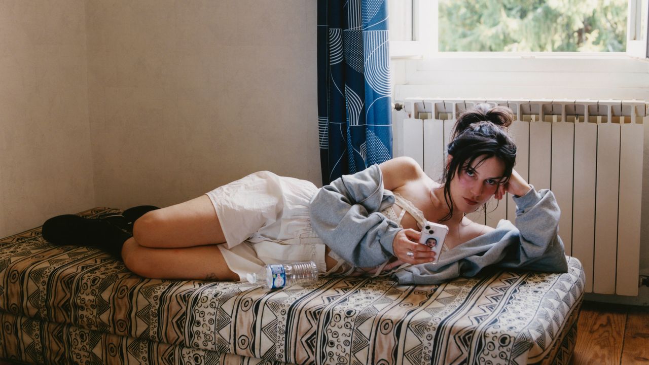 Oklou’s Endless Summer | warungku – Warungku Terkini